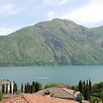 Casa Eleganza Lägenhet *