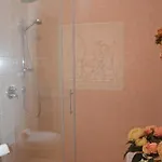 Casa Eleganza Lägenhet *