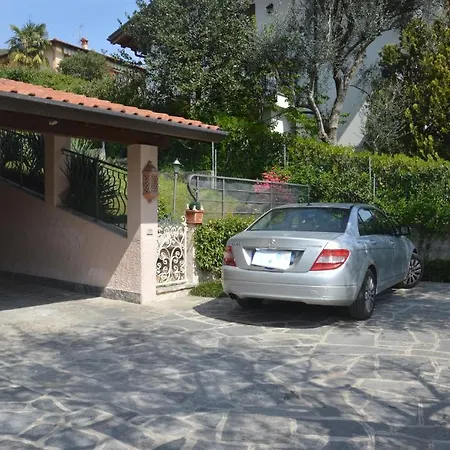 Casa Eleganza Apartman Tremezzo